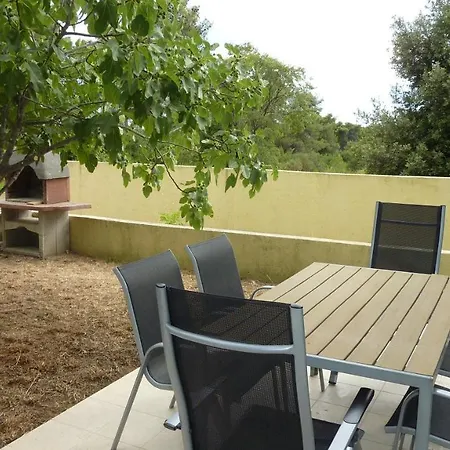 Rita Exclusive With Parking