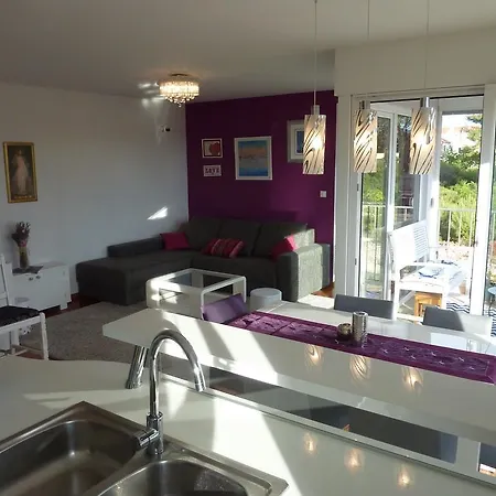 아파트 Rita Exclusive With Parking